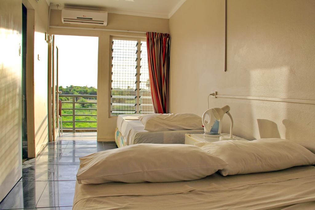 Tropic Of Capricorn Hotel Nadi Buitenkant foto